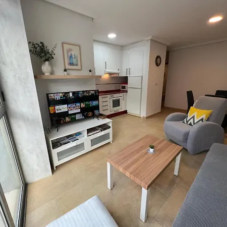 Apartamento-suite En La Playa De San Anton En
