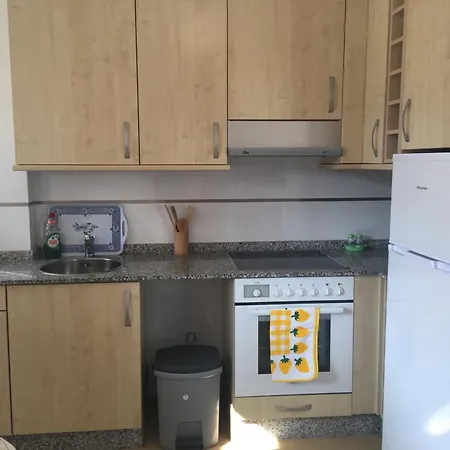 Apartamento-suite En La Playa De San Anton En Appartamento