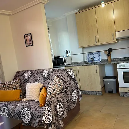 Apartamento-suite En La Playa De San Anton En *
